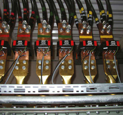 Smart building distribution cabinet with multiple metered circuits